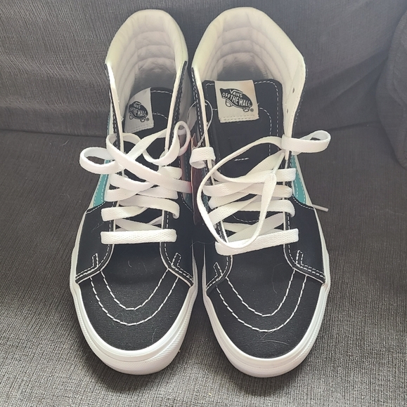 NWT Vans Sk8-hi sneakers size 5.5 - Picture 2 of 4
